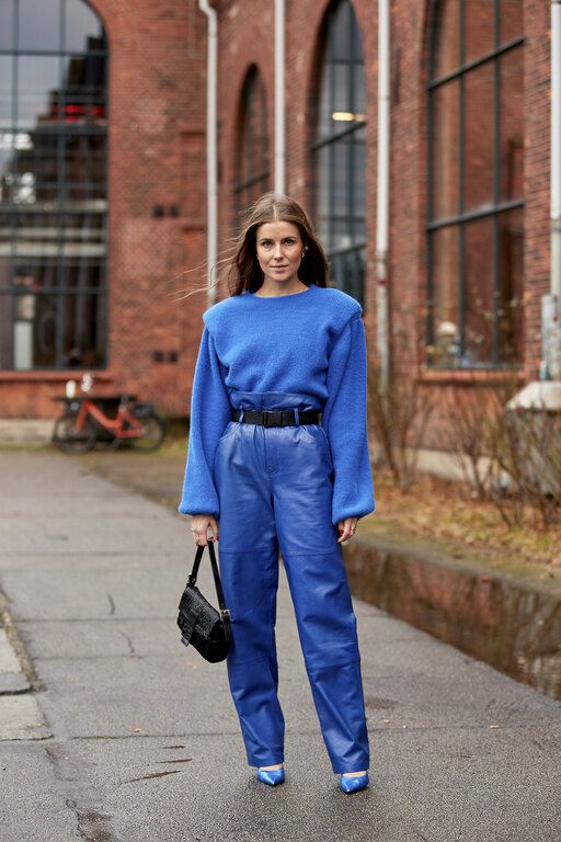 Electric blue για ένα ultra fashionable αποτέλεσμα.