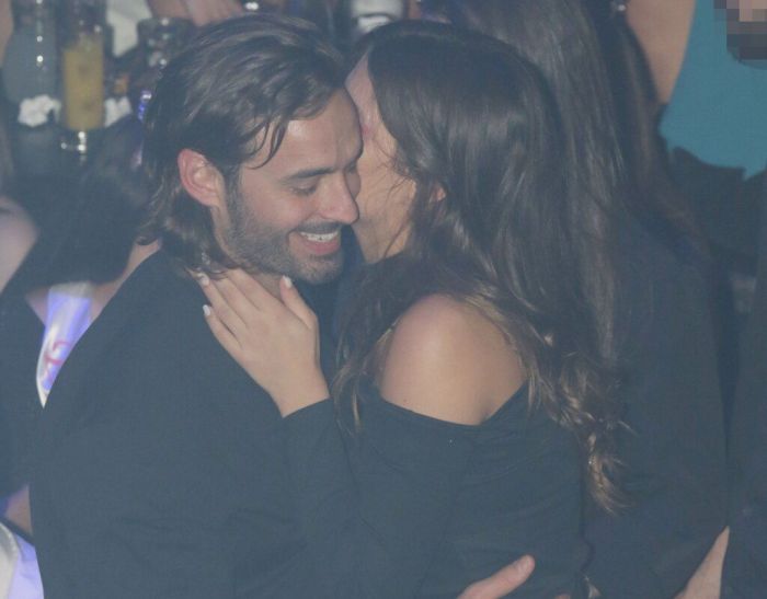 Πιο ερωτευμένη από ποτέ η Δανάη Παππά στο πλευρό του κούκλοου αγαπημένου της