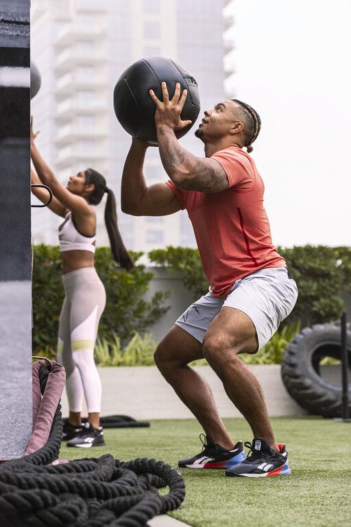 H Reebok παρουσιάζει τα νέα sneakers που θα σε ξετρελάνουν