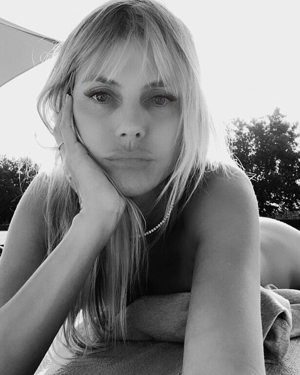 Ολόγυμνη στο Instagram η star, προκαλεί κυριολεκτικά πανικό (photos)
