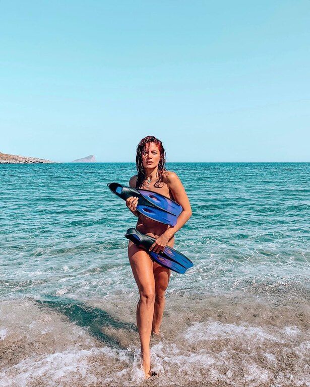 Και σήμερα, κάπως έτσι αποφάσισε να αποχαιρετήσει το καλοκαίρι! Καυτή θα λέγαμε!