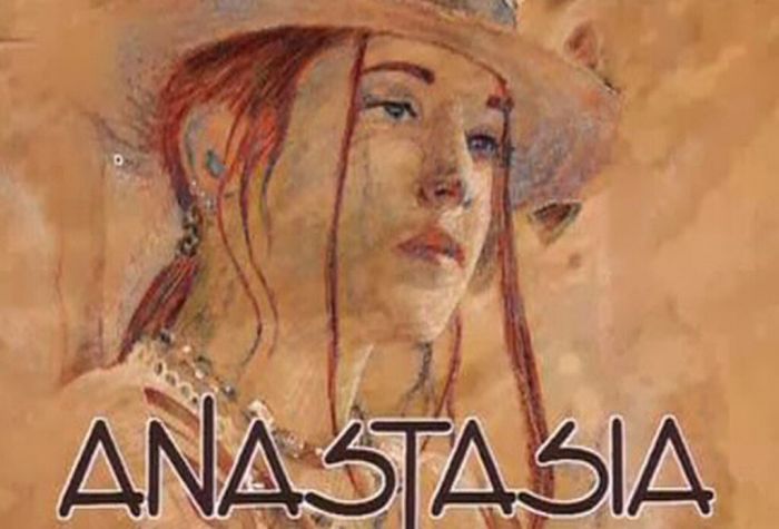 6 φορές που είδαμε πως η Μυρτώ Αλικάκη έχει το σώμα που είχε στην Αναστασία
