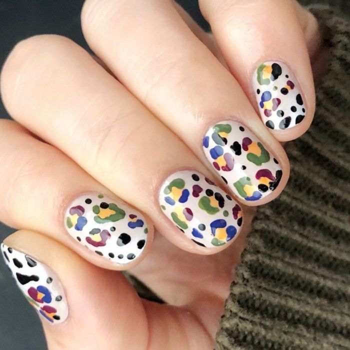 @purplenailbox_