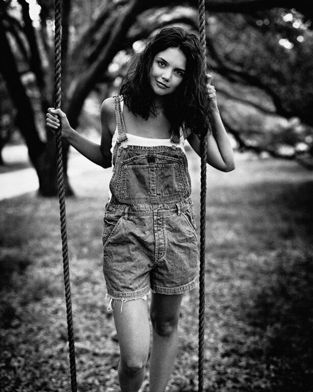 Πιο ευτυχισμένη από ποτέ: Η Katie Holmes σε εικόνες που δεν μας έχει συνηθίσει