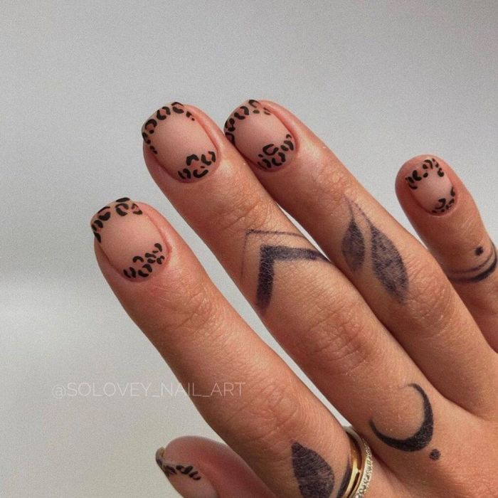 @solovey_nail_art