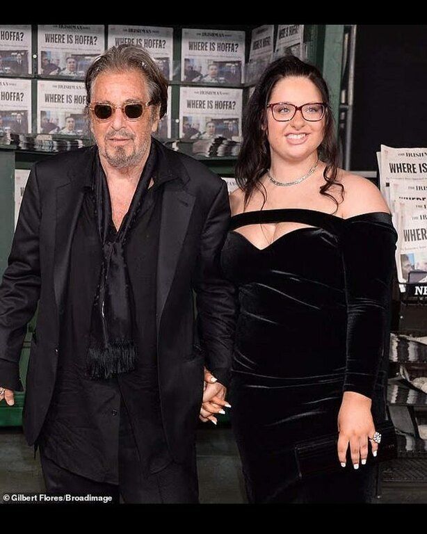 H κόρη του Αl Pacino είναι η influencer που πρέπει να ακολουθήσεις σήμερα (photos)