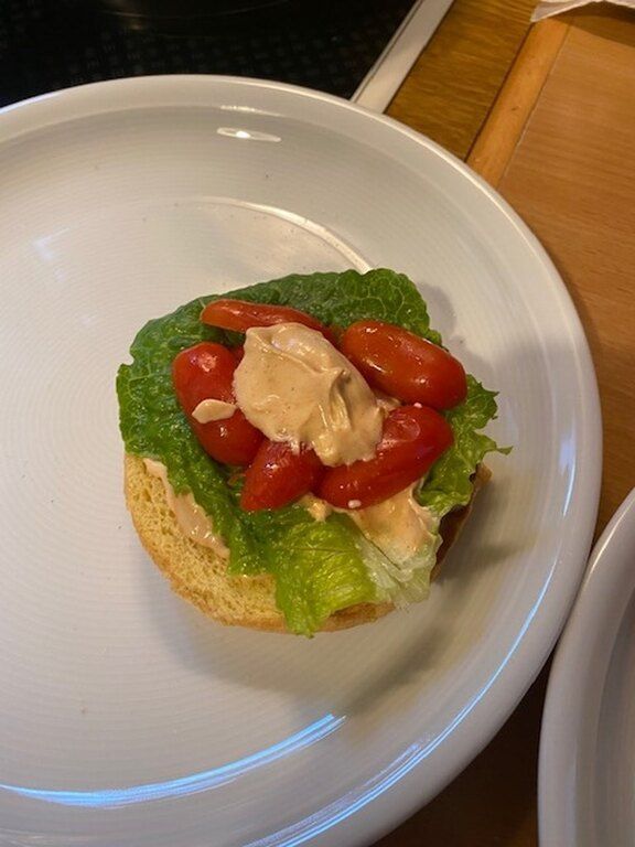 Συνταγή για το πιο λαχταριστό Cheese Burger με αυγό