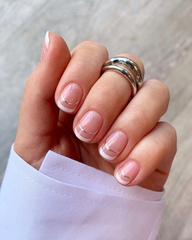 @charsgelnails
