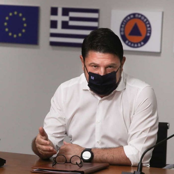 Στο... καθήκον!