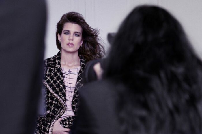 Άρωμα βασιλικό: Η Charlotte Casiraghi είναι η νέα μούσα του οίκου Chanel