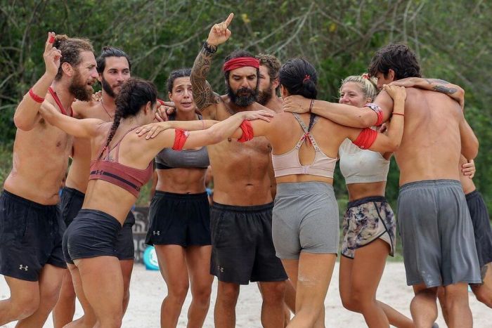 Σπάνιο ντοκουμέντο: Ο Τριαντάφυλλος τραγουδά σε εκπομπή της Ρόδου… 30 χρόνια πριν (video + photos)