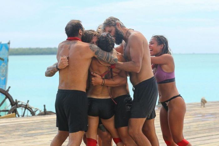 Με σκορ 10-8 οι Κόκκινοι κερδίζουν ασυλία , φαγητό & Coco Bongo party