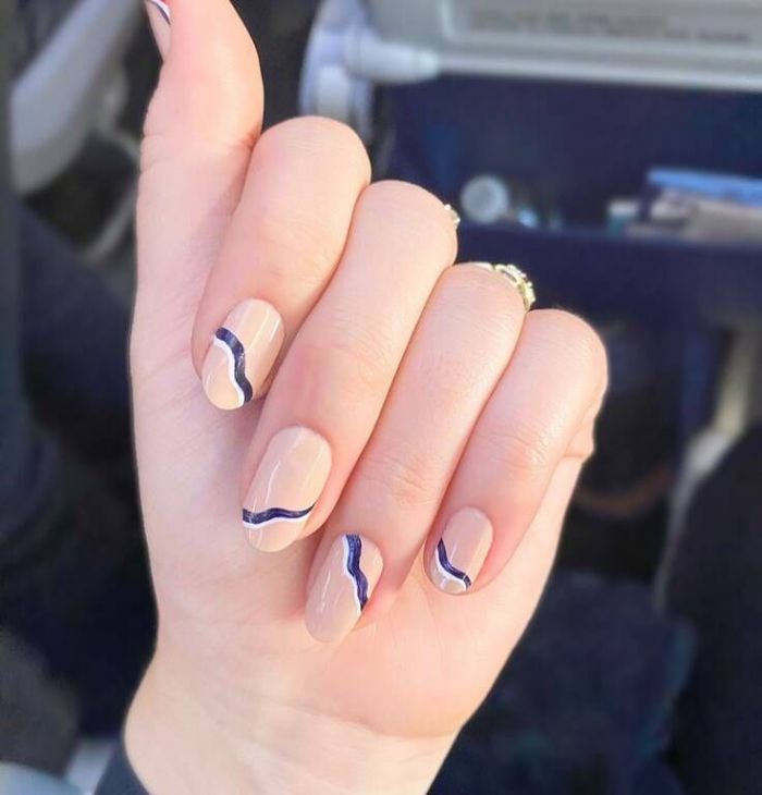 @hallebnails