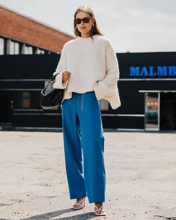 Το μπλε με το λευκό είναι ένα κλασικό color combo @streetstylestars