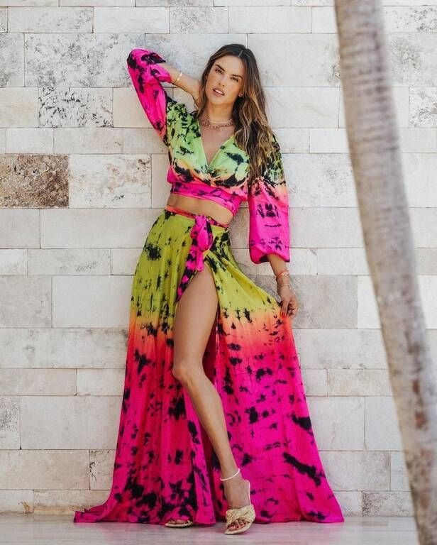Day dreamer.... @alessandraambrosio (αυτό το σύνολο το θέλωωωωω)