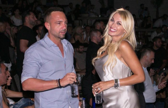 Κωνσταντίνα Σπυροπούλου: Η αλλαγή στο σώμα της και οι τρυφερές στιγμές με τον σύντροφό της (photos)