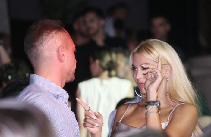 Κωνσταντίνα Σπυροπούλου: Η αλλαγή στο σώμα της και οι τρυφερές στιγμές με τον σύντροφό της (photos)