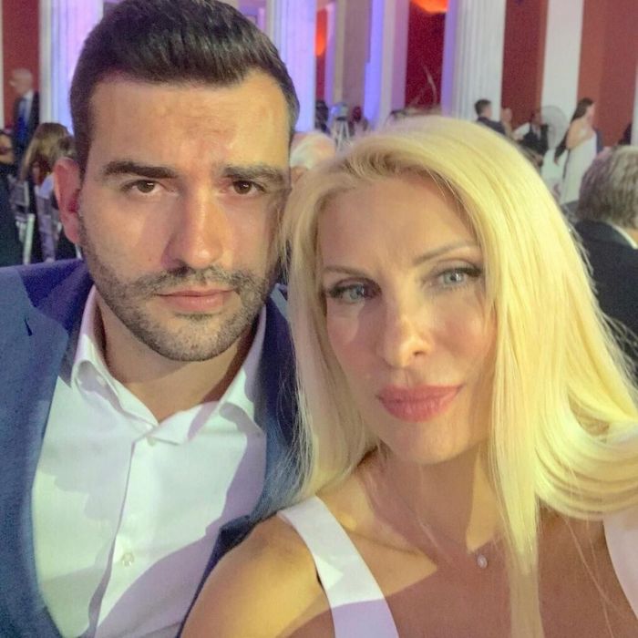 Ο αδερφός της, Θοδωρής
