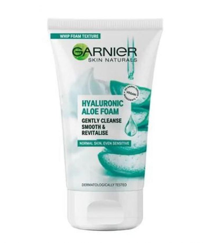 GARNIER, ΑΦΡΟΣ ΚΑΘΑΡΙΣΜΟΥ ΜΕ ΥΑΛΟΥΡΟΝΙΚΟ ΟΞΥ ΚΑΙ ΑΛΟΗ