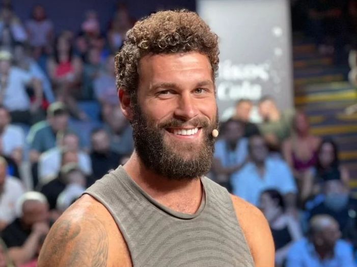 Survivor: Η απόλυτη ανατροπή με τον Στάθη Σχίζα να είναι ο νικητής και το Twitter να πανηγυρίζει