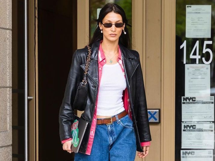 Η Bella Hadid έκανε το πιο ενημερωμένο casual layering της άνοιξης