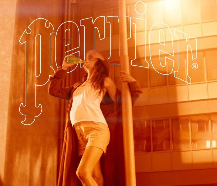 Heat by PERRIER®”: Το PERRIER® επιστρέφει με μία νέα εκδοχή της θρυλικής του διαφήμισης