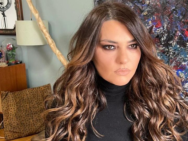Κατερίνα Ζαρίφη: «Συνηθίζουμε τη φρίκη με τις δολοφονίες γυναικών και αυτό με διαλύει»