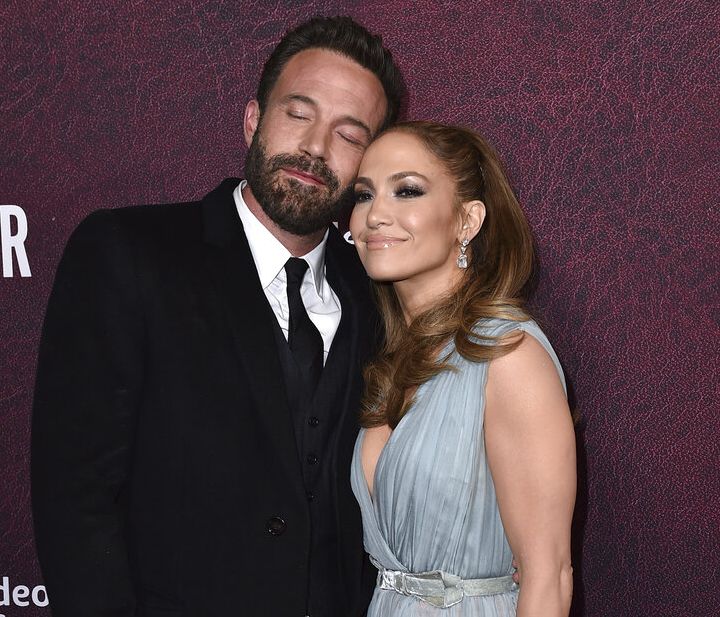 Το δώρο του Ben Affleck είναι ξεκάθαρα πρόταση γάμου στην Jennifer Lopez