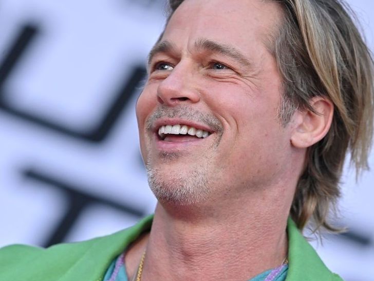 Ο Brad Pitt είναι πολύ χαρούμενος και δεν το κρύβει πια - όπως και το κρυφό του ταλέντο