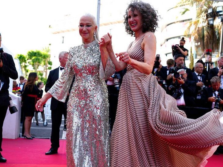 Ο «τρελός» χορός της Helen Mirren στις Κάννες και η μεταμόρφωσή της