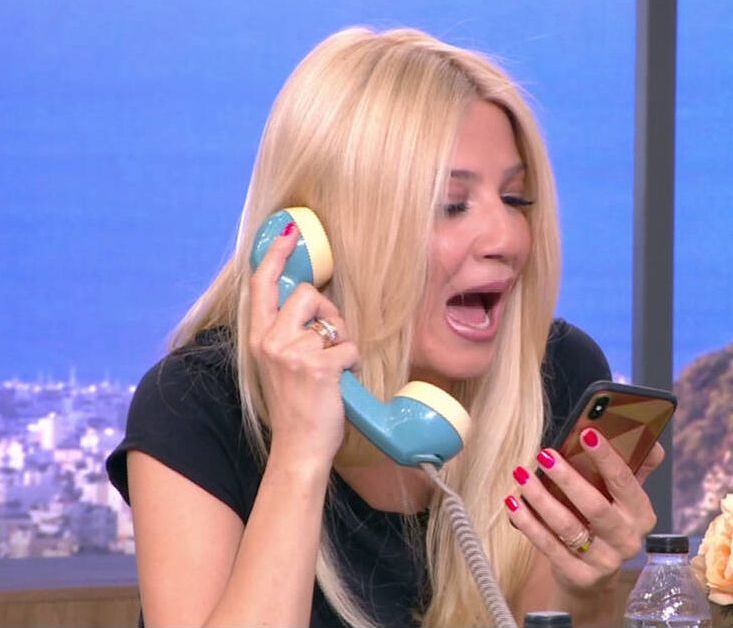 Φαίη Σκορδά: Δε θα πιστεύετε τι έκανε on air