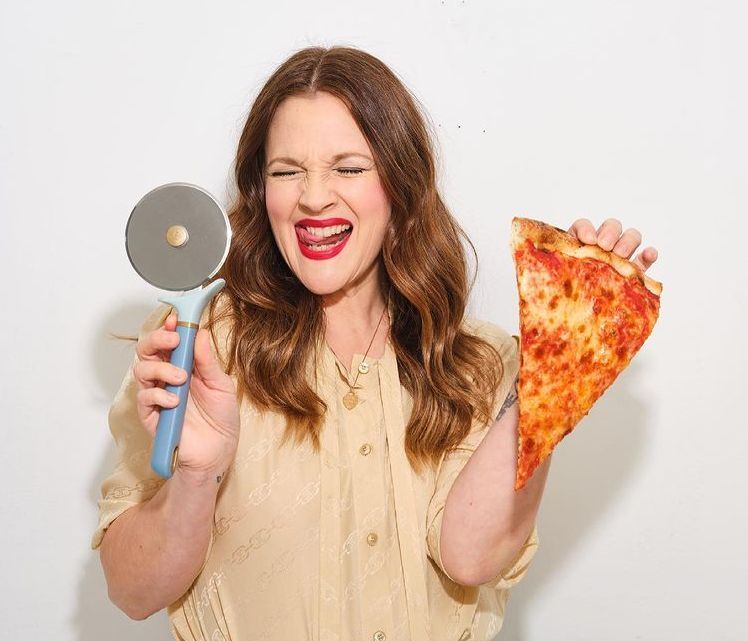 Η Drew Barrymore κάνει #tbt και ο λόγος δεν είναι αυτός που φαντάζεσαι