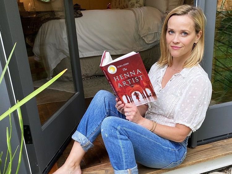 Το σπίτι της Reese Witherspoon στην Καλιφόρνια είναι το ησυχαστήριο που όλες θα θέλαμε να έχουμε