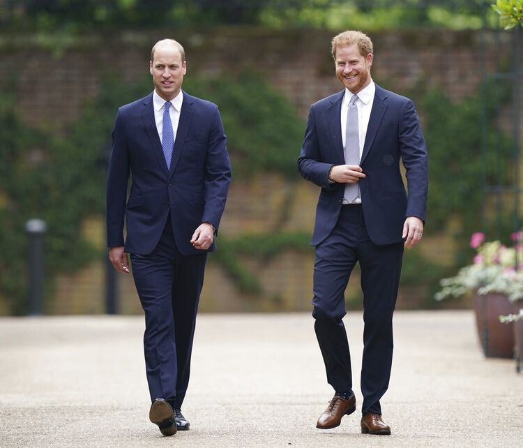Η βασίλισσα Ελισάβετ έβαλε αυστηρό όρο στον William και τον Harry και δεν σηκώνει...κουβέντα