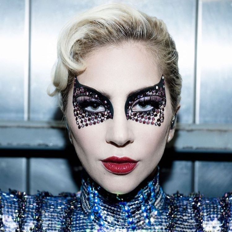 Super Bowl Halftime Show 2017: Δεν μπορείς να διανοηθείς πόσο κόστισε το μακιγιάζ της Lady Gaga!