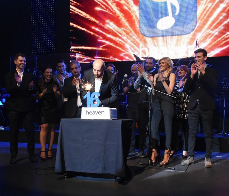 H Fullah Sugah «έντυσε» το μεγαλύτερο μουσικό event της σεζόν