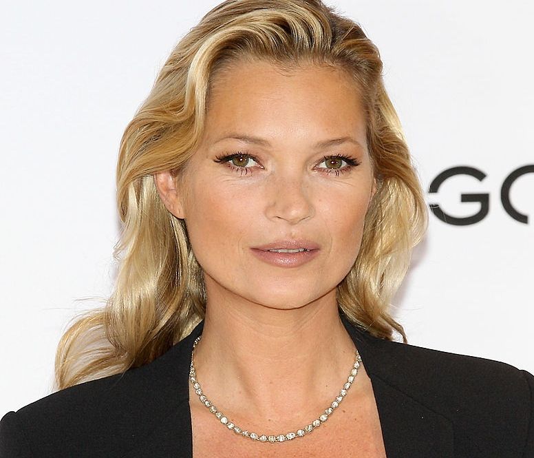 Only for 90’s lovers: Η Kate Moss μόλις έβγαλε τη δική της σειρά καλλυντικών