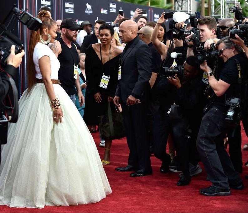 Billboard Music Awards 2018: Όλα τα λαμπερά beauty looks από το κόκκινο χαλί