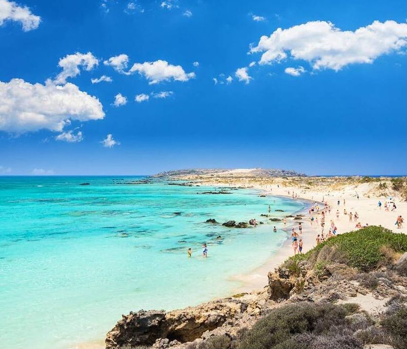 4 εξωπραγματικές παραλίες της Ελλάδας για να επισκεφτείς τουλάχιστον μία φορά στη ζωή σου