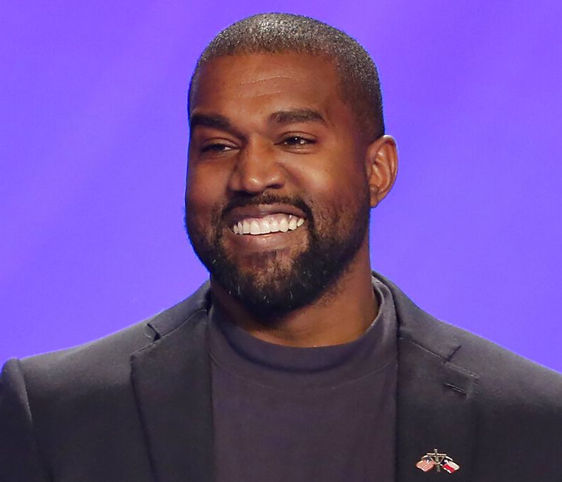 Kanye West: Ο λόγος που σχεδιάζει ταξίδι στη Ρωσία και η συνάντηση με τον Vladimir Putin