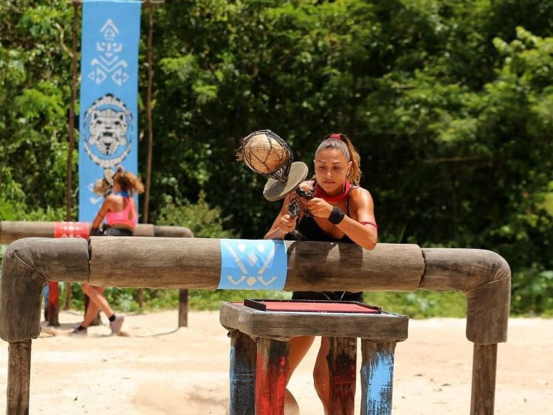 Survivor: Το σχόλιο του Ατζούν στη Ναυσικά είναι από εκείνα που δεν θέλουμε να ακούμε πια στην TV
