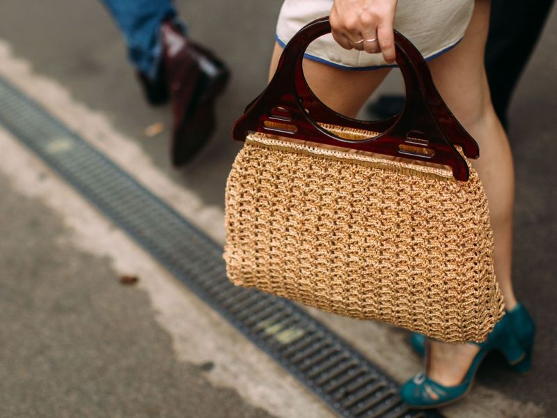 Straw bags:Φέτος οι ψάθινες τσάντες δεν θα φορεθούν μόνο στην παραλία αλλά και στα spring σύνολα σου