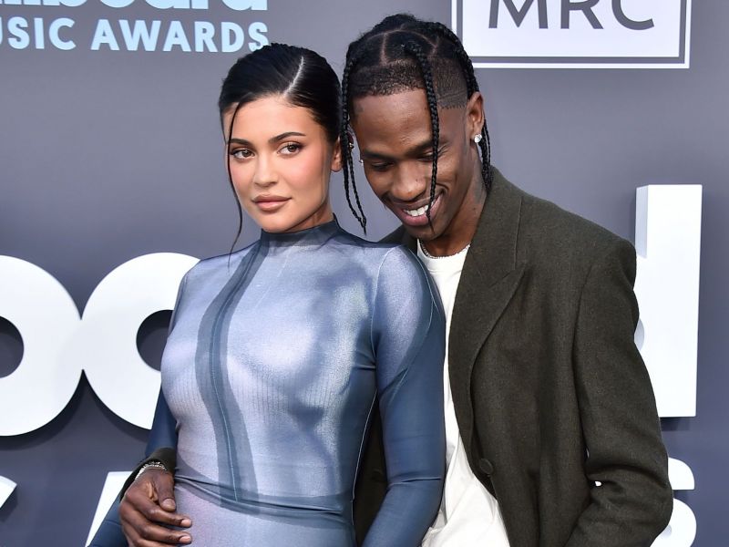 Tα Billboard Music Awards 2022 τα είχαν όλα: Οι καλύτερες εμφανίσεις από το ανατρεπτικό κόκκινο χαλί