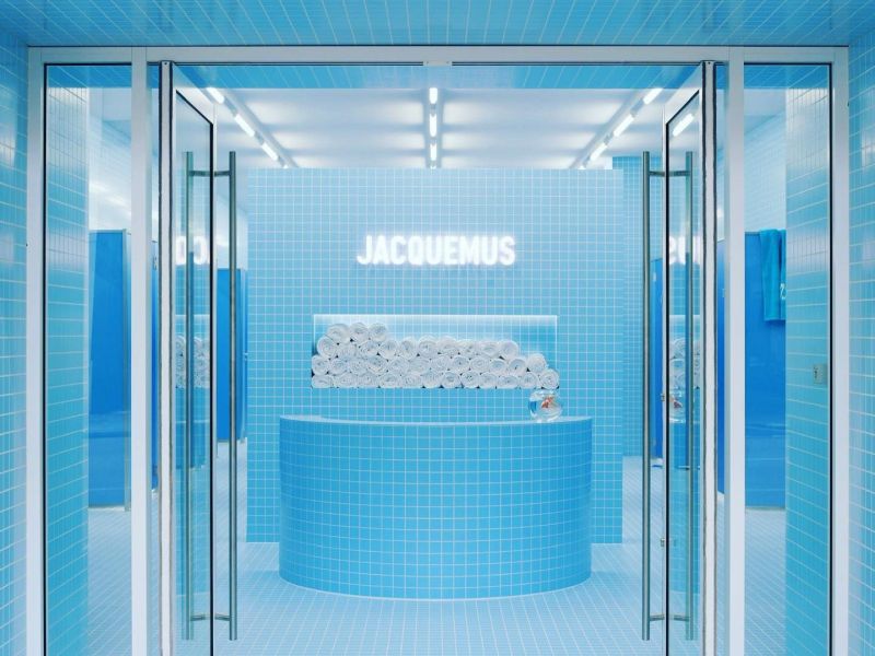 Ο Jacquemus δημιουργεί ένα pop-up σημείο στο Selfridges με άκρως σουρεαλιστικό design