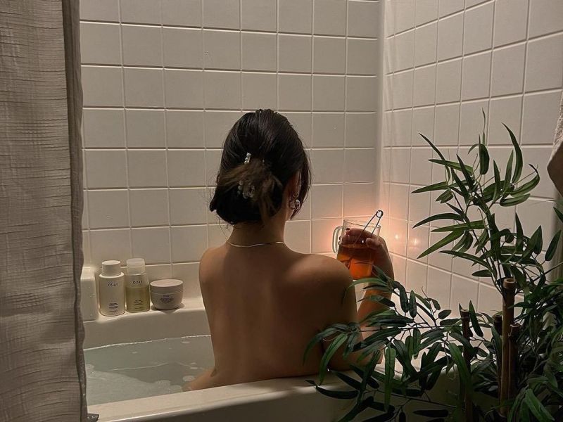 DIY Time! Body scrub με θαλασσινό αλάτι και μέντα για λεμφική αποτοξίνωση