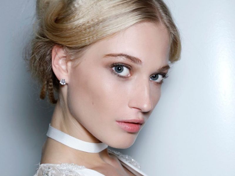 Νυφικό μακιγιάζ: 3 tips για να έχεις το πιο chic & natural make up look τη μέρα του γάμου σου