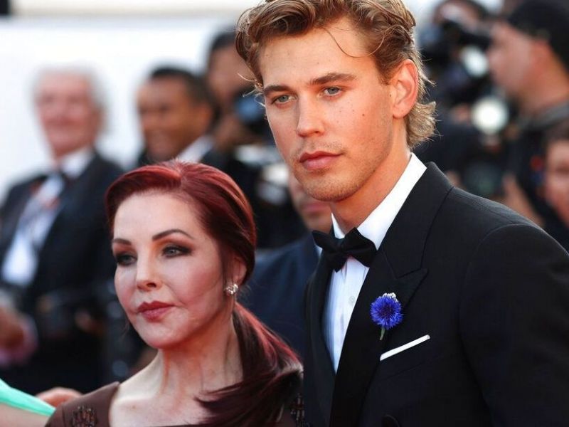 Τα δάκρυα της Priscilla Presley στην αγκαλιά του «Elvis» και του Tom Hanks στις Κάννες