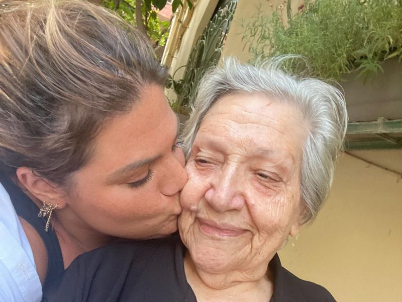 Η ευχή της Δανάης Μπάρκα για τα γενέθλια της γιαγιάς της δείχνει την πραγματική έννοια της αγάπης