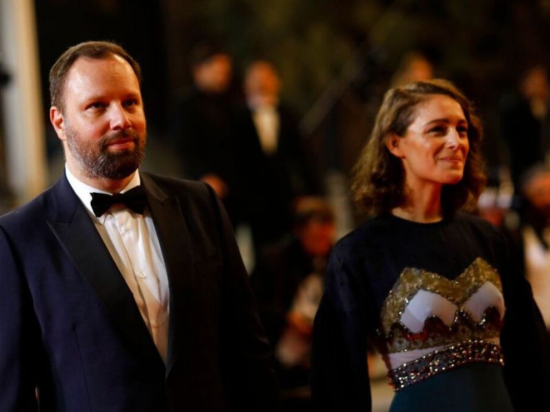 Ο Γιώργος Λάνθιμος και η Ariane Labed στην τοποθεσία Παγκράτι - Με λιτά looks σε θερινό σινεμά