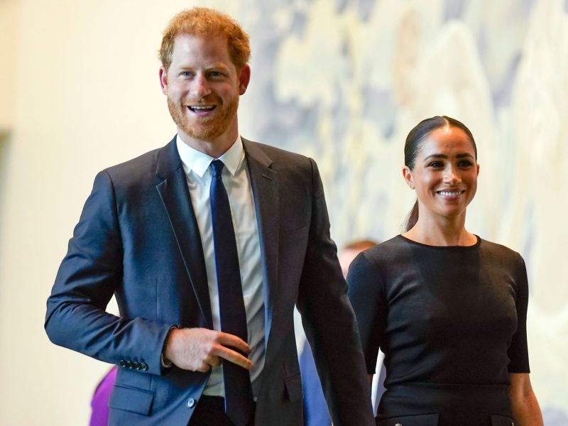 Το αμαρτωλό παρελθόν του Harry βγαίνει σε δημοπρασία και αυτή είναι η αστεία είδηση της ημέρας